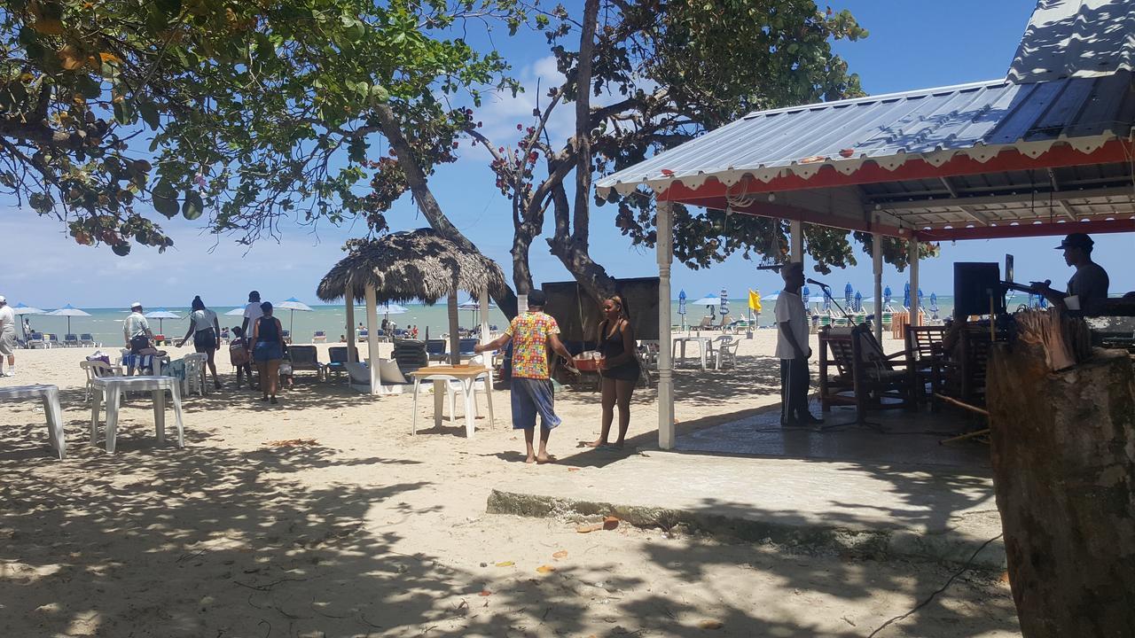 Apartamento Costa Azul En El Pueblito Puerto Plata ภายนอก รูปภาพ